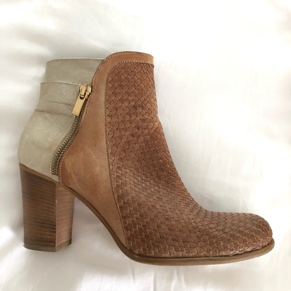 Sundance Duality Leather Booties - Picture 3 of 10